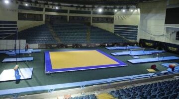 استعدادات حماسية في مجمع الصالات باستاد القاهرة استعداداً لكأس العالم للجمباز الفني.. شاهد الصور
