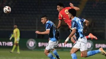 الأهلى يُبقى على حلم الدورى بتعادل قاتل أمام بيراميدز.. صور
