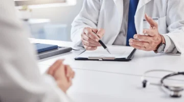 دليلك لاختيار أفضل طبيب لعلاج العقم الذكوري وانعدام الحيوانات المنوية في دبي