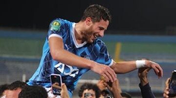 بيراميدز يحتفي برمضان صبحي: بطل يُرفع على الأكتاف!