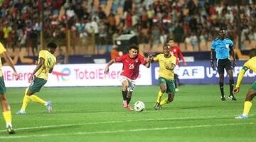 تعادل مثير في الشوط الأول.. منتخبا مصر وجنوب أفريقيا يتقاسمان النقاط في افتتاح كأس الأمم بمصر