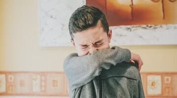 تغير المناخ يطيل موسم الحساسية.. نصائح فعالة للوقاية!