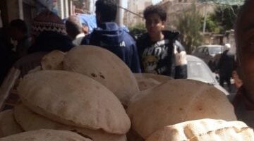 خبراء يحذرون: الإفراط في الخبز الأبيض يصيبك بهذه الحالة النادرة