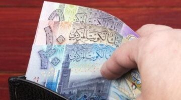 سعر الدينار الكويتي مقابل الجنيه اليوم: تحديث السبت 3 مايو 2025