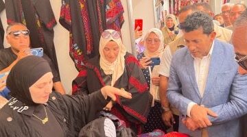 شاهد افتتاح معرض منتجات الشباب الحرفية والتراثية في شمال سيناء احتفاءً بذكرى تحرير سيناء