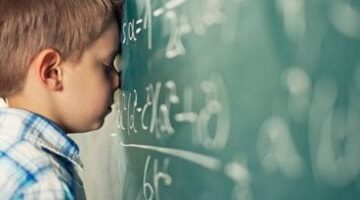 عسر الحساب وصعوبات القراءة..كيف تفرق بينهما وما أهمية التدخل المبكر