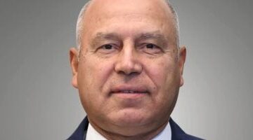 الوزير كامل يكشف تفاصيل تقدم مشروعات التنمية الصناعية في صعيد مصر