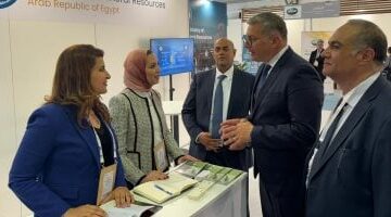 كريم بدوى يتفقد جناح قطاع البترول المصري بمعرض ومؤتمر (OMC 2025).. صور