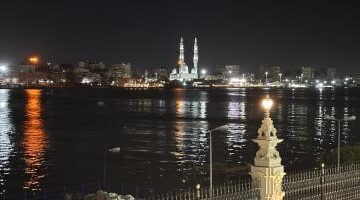 لايف من على ضفاف قناة السويس.. أجواء باردة في محافظة بورسعيد.. فيديو وصور