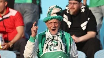 مجلس المصري يوجه بتكريم محمد شتيوي أكبر مشجعي النادي وصرف معاش شهري له
