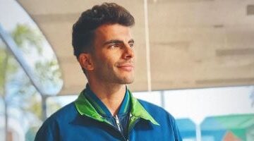 والد زيزو: لا توجد فرصة لاستمراره في الزمالك.. ونجلي تحمل ما لا يتحمله بشر