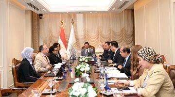 وزير الشباب والرياضة يلتقي بممثلي مكتب الأمم المتحدة