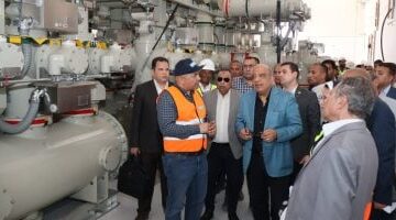 وزير الكهرباء يتفقد محطة رشيد 2 ويتابع تقدم تنفيذ أبراج النقل