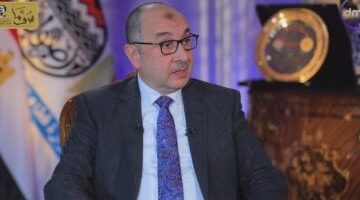 وزير قطاع الأعمال العام يعيد تشكيل مجلس إدارة الشركة القابضة للصناعات الكيماوية