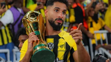 صالح الشهري لـ«الشرق الأوسط»: نعي جيدًا أهمية مواجهتي الأخضر