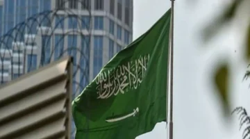 مفاجأة سارة: السعودية تُعلن تقليص أسبوع العمل إلى 4 أيام فقط