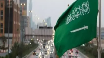 قرار تاريخي.. السعودية تعفي اليمنيين من رسوم تأشيرة الخروج النهائي!