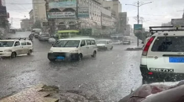 تحذير طقسي عاجل.. 15 محافظة يمنية أمام أمطار غزيرة وبرد وسيول!