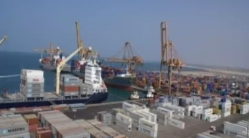إغلاق ميناء الحديدة يبدأ الليلة.. توقف تام للحركة الملاحية والتجارية!