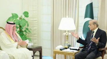 الجبير ينقل رسالة سلام إلى الهند وباكستان.. مبادرة سعودية جديدة