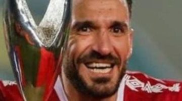 9 سنوات و22 بطولة: معلول يختتم مسيرته برسالة حب لنادي الأهلي - فيديو