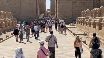اكتشف 15 خدمة رقمية تقدمها الإدارة العامة لتراخيص شركات السياحة