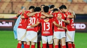 الأهلي يتوج بالصدارة.. هدايا فاركو تبدأها والبنك يُكملها!
