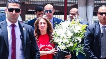 الأهلي يستقبل السفيرة الأمريكية في القاهرة لتعزيز التعاون الثنائي