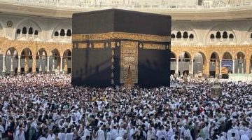 الطمأنينة تسكن هنا.. فيديو للحرم يوثق لحظات خالدة من عدسة "اليوم السابع"