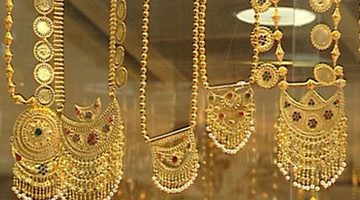 بعد الانخفاض الأخير.. سعر الذهب اليوم في التعاملات المسائية ينخفض مجدداً