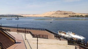 حرارة قياسية تهيمن على أسوان.. درجة الحرارة تتجاوز 47 درجة في فيديو حصري
