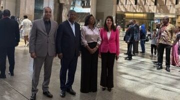 رئيس أنغولا يكتشف كنوز المتحف المصري الكبير في زيارة تاريخية