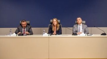 رئيس البريد يعلن: خطة لتعظيم الإيرادات وترشيد النفقات
