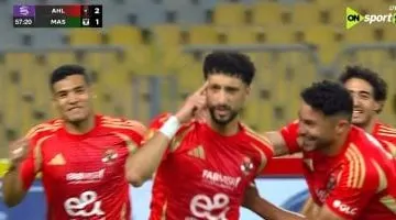 رباعية قوية لطاهر ووسام وإمام.. الأهلي يهزم المصري ويتصدر الدوري المصري!
