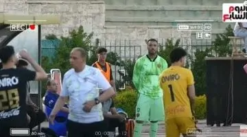 شاهد اللقطة المثيرة التي أدت إلى إحالة محمد عواد للتحقيق في الزمالك!