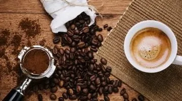 كيف يعزز الذكاء الاصطناعي تجربة القهوة ويثور بها؟