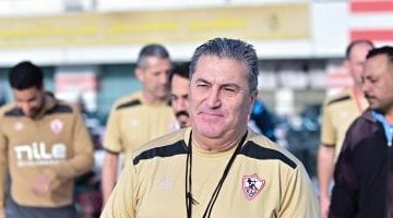 مجلس الزمالك يعقد اجتماعًا حاسمًا لمصير بيسيرو.. والمدرب البرتغالي يقود التدريبات الجماعية！