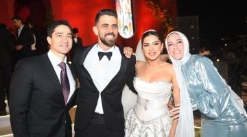 نجوم الفن والرياضة يحتفلون بزفاف ابنة أحمد سليمان.. الحضري والصقر يسرقان الأضواء في صور حصرية!