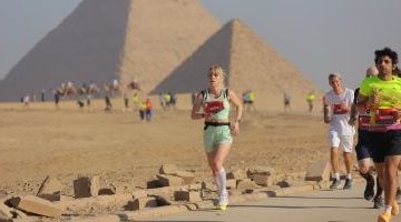وزارة الشباب والرياضة: نصف ماراثون الأهرامات يتصدر قائمة ناشيونال جيوجرافيك لأجمل مسارات الجري عالميًا