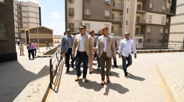 وزير الإسكان يتفقد تقدم مشروع "سكن مصر" في أرض المعارض بالقاهرة الجديدة