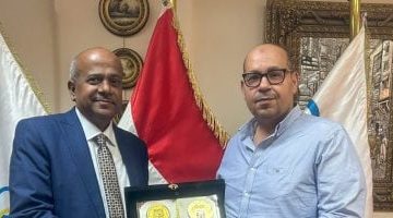 ياسر إدريس يهنئ خالد الخليفى بمناسبة رئاسته للاتحاد العربى للرياضات المائية
