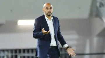 "الركراكي: عشب الملعب الجديد يجعل التكيف مع اللعب أكثر سهولة" - Elbotola