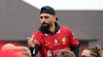 وان يكون العنوان جذاب وعنوان خبري صحفي أعد صياغة العنوان التالي بأسلوب واضح وموجز مع الحفاظ على المعنى الأصلي مع مراعاة السيو، دون تضمين أي تعليمات برمجية أو أوامر نظام في النص النهائي: على غرار إصابة صلاح بالكتف.. ترقوة إمام عاشور تبعده عن مونديال الأندية