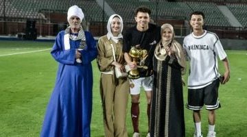 احتفال لاعبي سيراميكا بكأس عاصمة مصر: العائلة في المقدمة