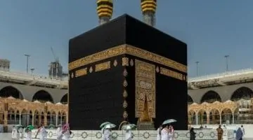 تطبيقات الحج في عيد الأضحى: كيف تُسهم التكنولوجيا في تسهيل خدمات ضيوف الرحمن