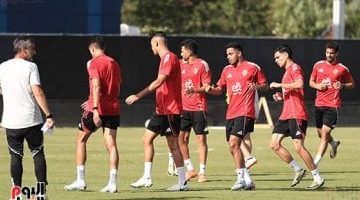 ريبيرو يعزز الجوانب التكتيكية في تدريبات الأهلي استعدادًا لمواجهة إنتر ميامي (صور)