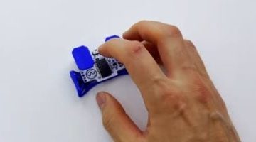 صور: أصغر ماوس لاسلكي في العالم مخصص للألعاب weighing 15 جرام فقط