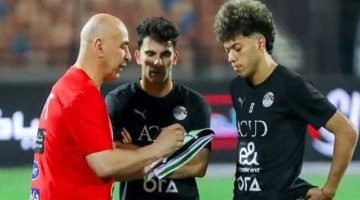 منتخب مصر يراقب حالة إمام عاشور لتحديد موقفه من معسكر سبتمبر